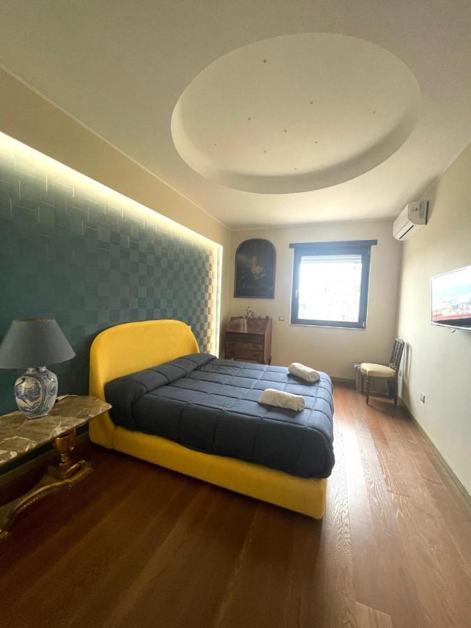 לינה וארוחת בוקר נאפולי La Casa Di Erica מראה חיצוני תמונה